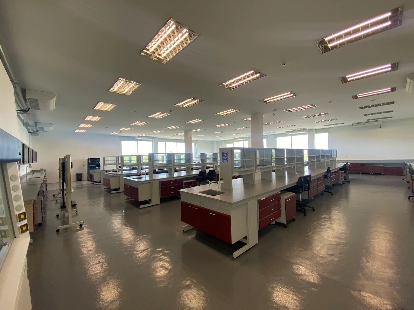 Physical Lab Facility CSL Miri